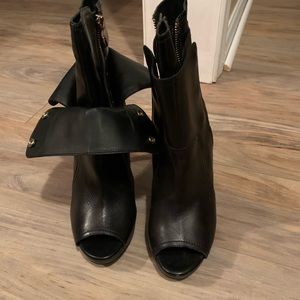 Bcbg leather booties